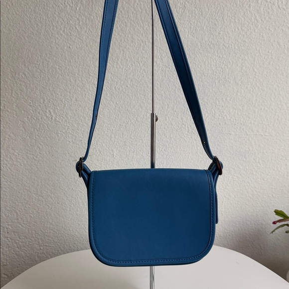 Coach Saddle Blue Crossbody Bag - Picture 2 of 11